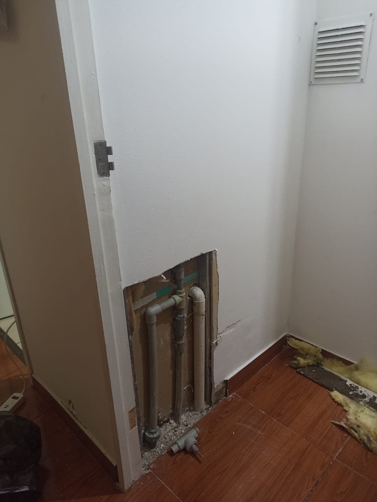 Reparación de filtración en departamento residencial - Imagen 6